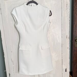Commense White Cap-Sleeve Mini Shift Dress
